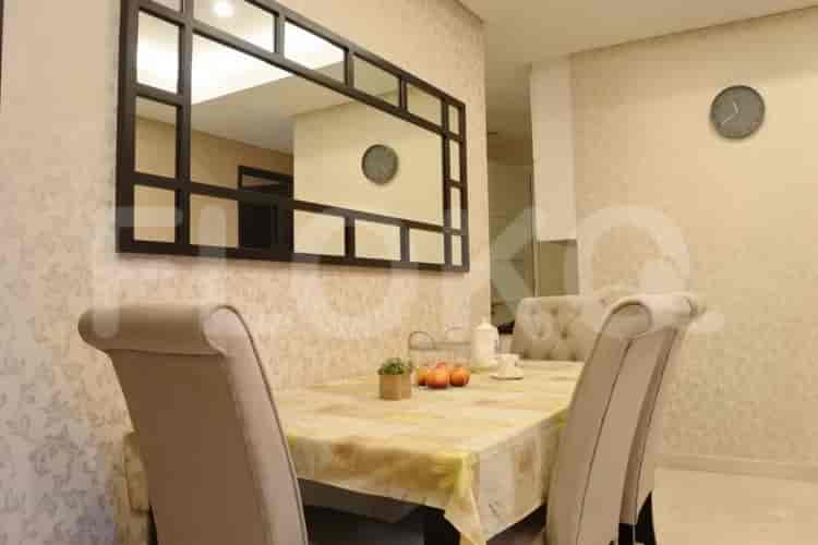 2 Bedroom on Middle Floor for Rent in The Grove Apartment - fku711 6