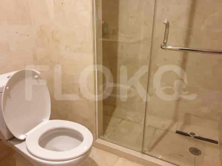 2 Bedroom on Middle Floor for Rent in The Grove Apartment - fku9ac 7
