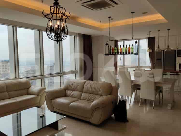 3 Bedroom on High Floor for Rent in The Grove Apartment - fku347 1