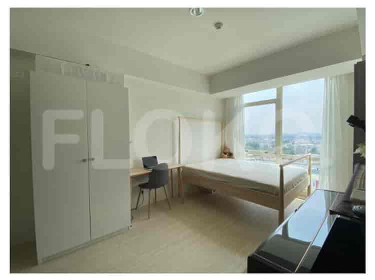 Tipe 2 Kamar Tidur di Lantai Rendah untuk disewakan di The Kensington Royal Suites - fke52f 4