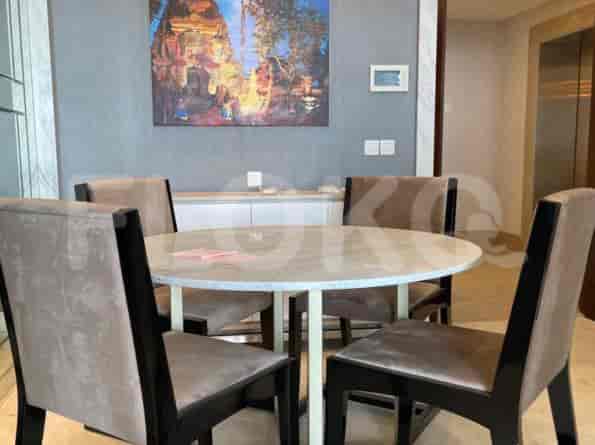 Tipe 2 Kamar Tidur di Lantai Menengah untuk disewakan di The Kensington Royal Suites - fkef86 2