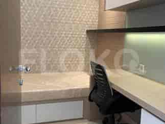 Tipe 2 Kamar Tidur di Lantai Menengah untuk disewakan di The Kensington Royal Suites - fkef86 5