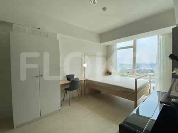 Tipe 2 Kamar Tidur di Lantai Rendah untuk disewakan di The Kensington Royal Suites - fkeea8 3