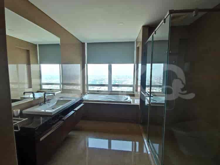4 Bedroom on Middle Floor for Rent in The Pakubuwono Signature - fga345 17