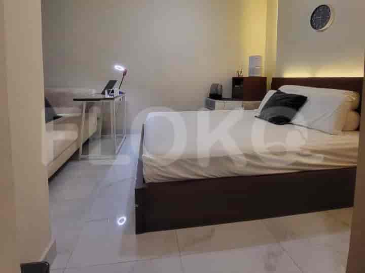 3 Bedroom on Middle Floor for Rent in The Peak Apartment - fsu244 3