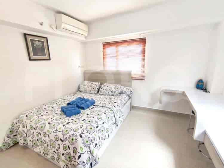 2 Bedroom on Middle Floor for Rent in The Wave Apartment - fku894 4