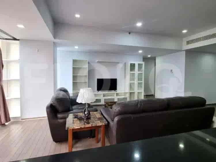 2 Bedroom on Middle Floor for Rent in Verde Residence - fku507 2