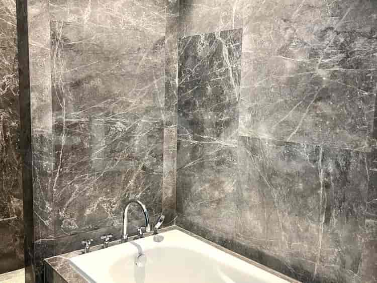 2 Bedroom on High Floor for Rent in Verde Two Apartment - fse072 12
