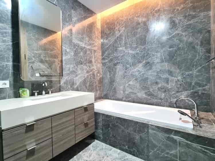 3 Bedroom on Middle Floor for Rent in Verde Two Apartment - fse52e 8