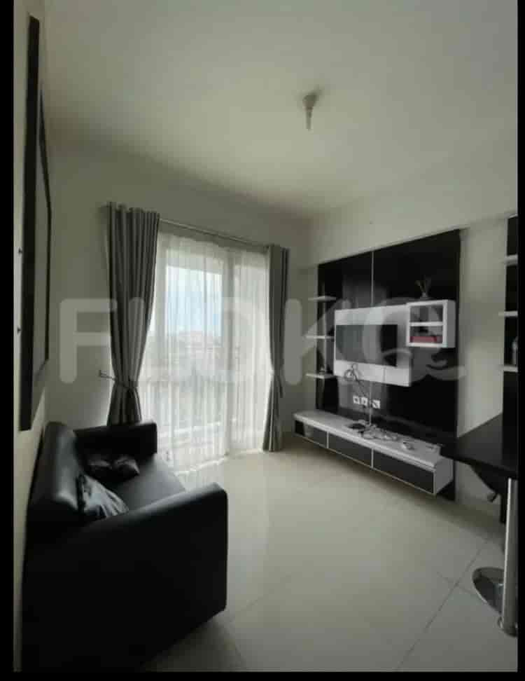 Tipe 2 Kamar Tidur di Lantai Tinggi untuk disewakan di Westmark Apartemen - fta427 3
