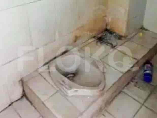 Disewakan Ruko Luas 100 m2 di Raya Teuku Umar Cibitung, Bekasi - RKR1ea 5