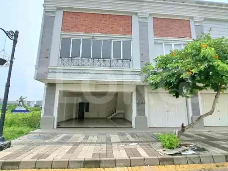 143 sqm, shophouse for rent in Ruko Sevilla Jababeka, Bekasi - RKRf0d 2
