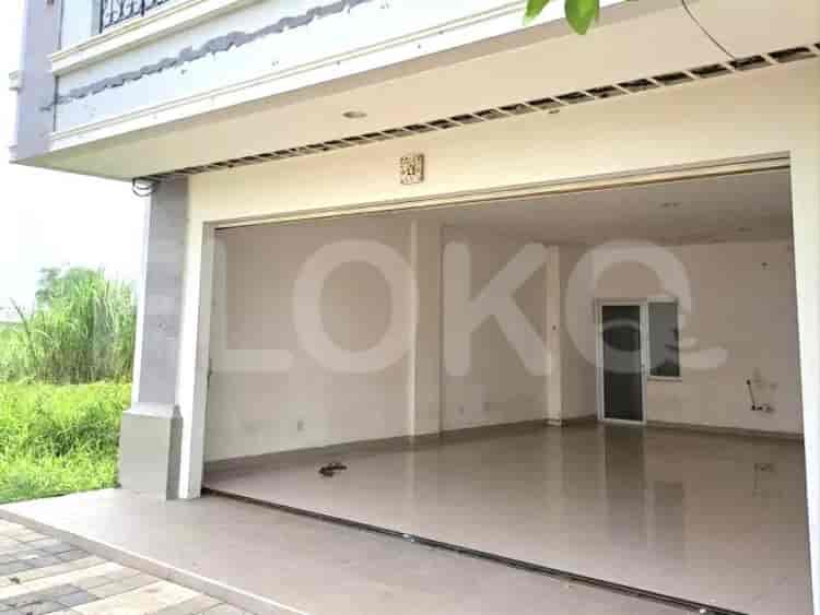 143 sqm, shophouse for rent in Ruko Sevilla Jababeka, Bekasi - RKRf0d 3