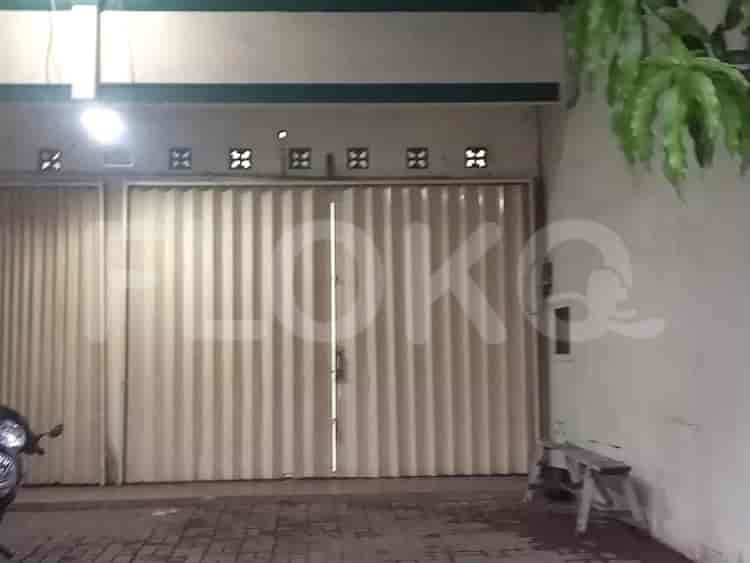 180 sqm, shophouse for rent in Jatibening, Bekasi - RKR982 2