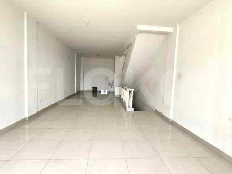 162 sqm, shophouse for rent in Jababeka 2, Bekasi - RKR246 4