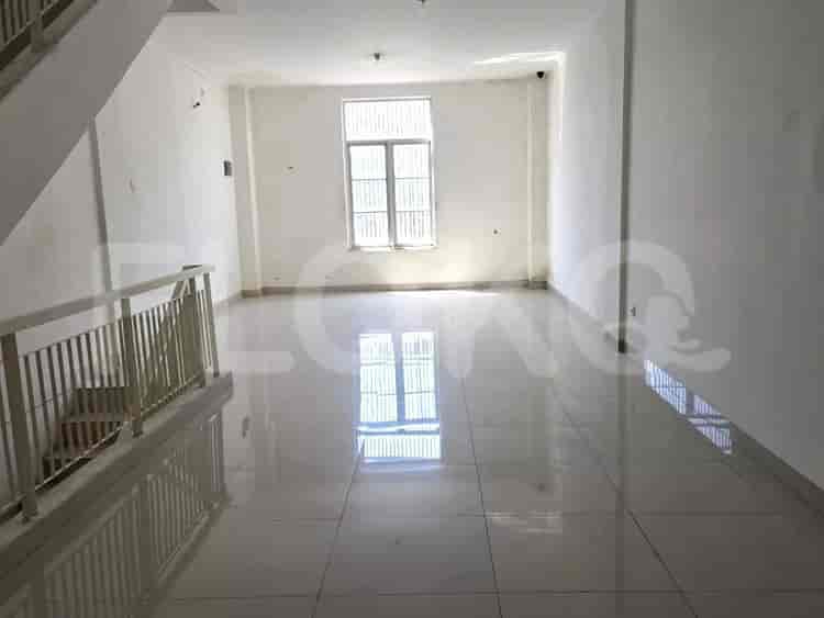 162 sqm, shophouse for rent in Cikarang Baru Raya, Bekasi - RKRce9 5