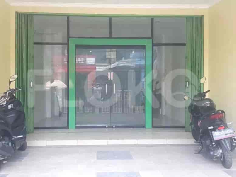 235 sqm, shophouse for rent in Ruko Kecapi, Jl. Pasar Kecapi, Bekasi 1