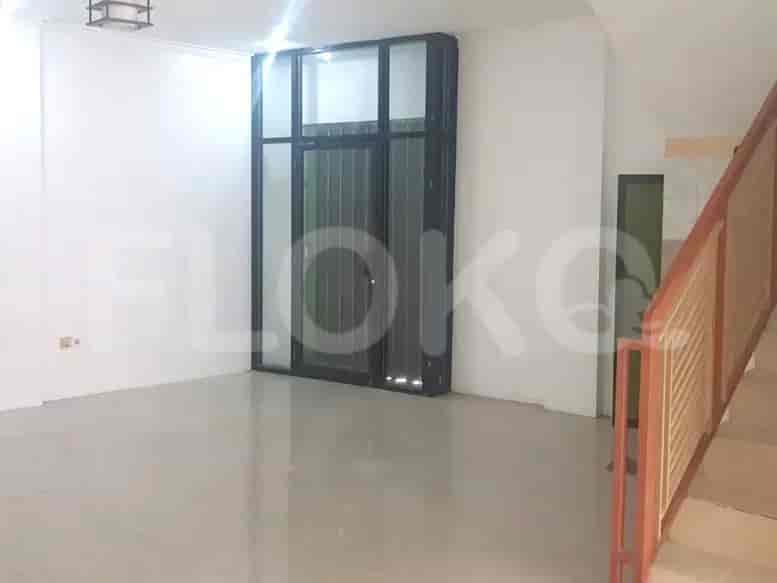 235 sqm, shophouse for rent in Ruko Kecapi, Jl. Pasar Kecapi, Bekasi 6