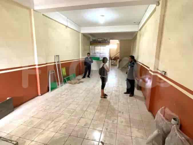 300 sqm, shophouse for rent in Raya Cibarusah, Bekasi - RKRab1 7