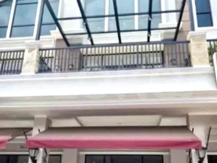 Disewakan Ruko Luas 189 m2 di Ruko Scarlet Summarecon, Bekasi Utara - RKRbe2 1