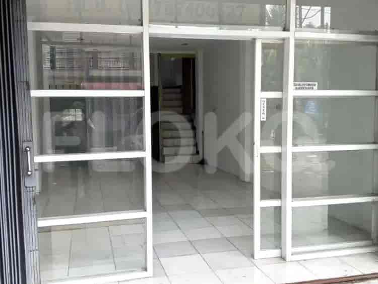 Disewakan Ruko Luas 100 m2 di Raya Atang Sendjaja Cibinong, Bogor - RKR372 3