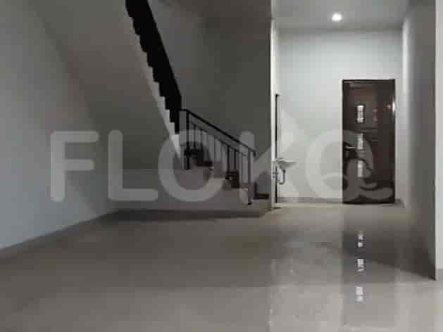Disewakan Ruko Luas 200 m2 di Cileungsi, Bogor - RKRea1 2
