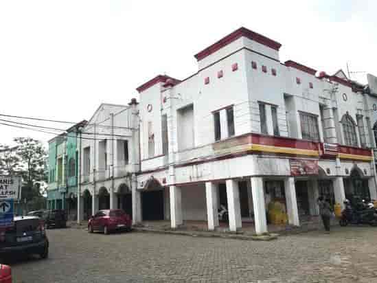 393 sqm, shophouse for rent in Raya Narogong Cileungsi, Bogor - RKRf49 2