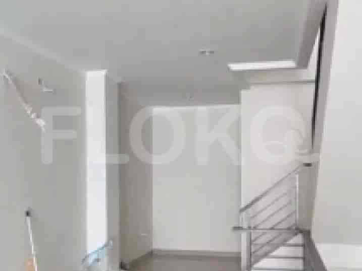 198 sqm, shophouse for rent in Commpark Cileungsi, Bogor 3