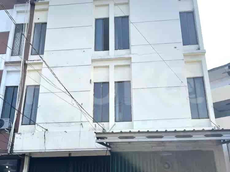 Disewakan Ruko Luas 270 m2 di Cibinong, Bogor - RKR25d 2