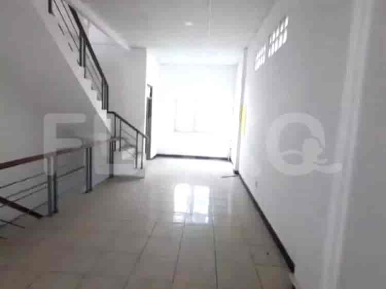 Disewakan Ruko Luas 300 m2 di Tanah Sereal, Bogor - RKR619 3
