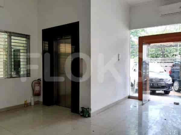 Disewakan Ruko Luas 670 m2 di Letjen Suprapto, Cempaka Putih - RKR3e4 2