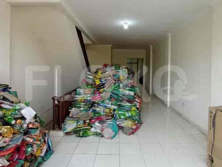 Disewakan Ruko Luas 402 m2 di Cengkareng, Cengkareng - RKRb28 2