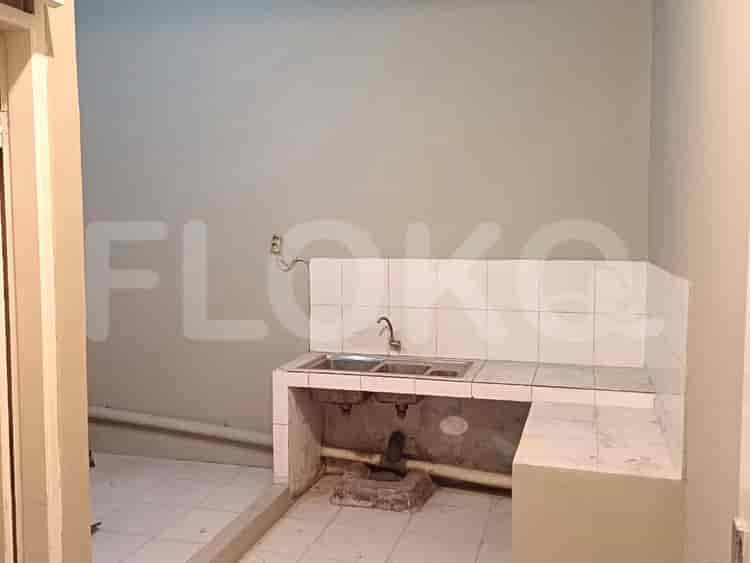 Disewakan Ruko Luas 180 m2 di Daan Mogot Raya, Daan Mogot - RKRd2e 2