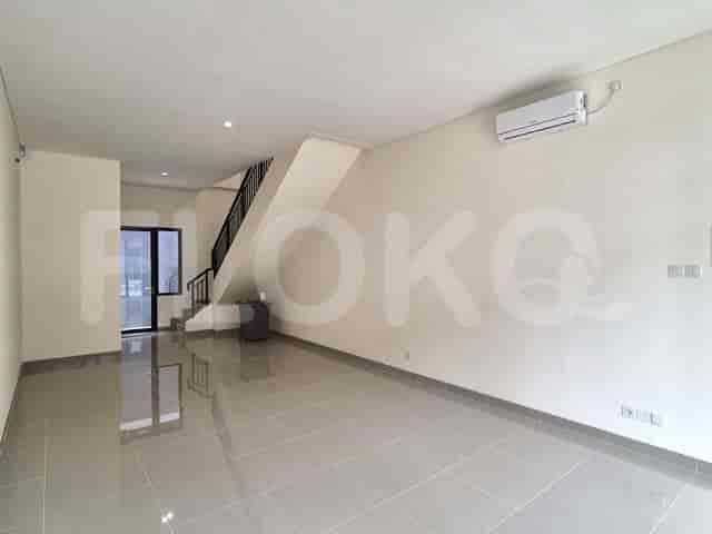 Disewakan Ruko Luas 109 m2 di Hampton Square, Gading Serpong - RKRaf6 2