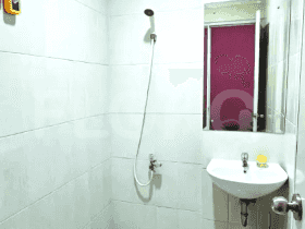 Disewakan Ruko Luas 150 m2 di Goldfinch, Gading Serpong - RKRf9e 2