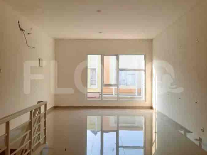 Disewakan Ruko Luas 81 m2 di Boulevard Gading Serpong, Gading Serpong - RKR0c1 4