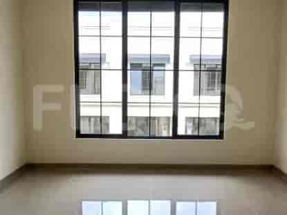 Disewakan Ruko Luas 90 m2 di Madison Grande, Gading Serpong - RKR863 4