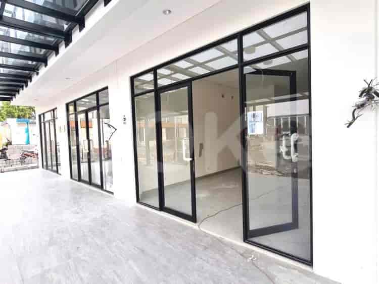 Disewakan Ruko Luas 119 m2 di Gading Serpong Boulevard, Gading Serpong - RKR9e9 2