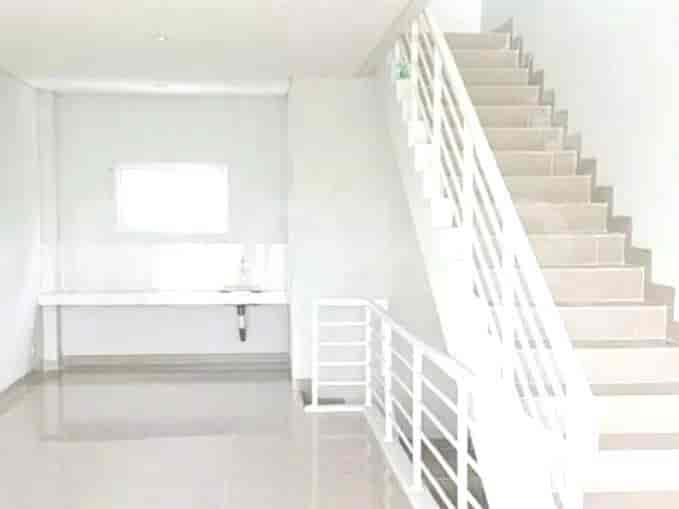 Disewakan Ruko Luas 162 m2 di Ruko Bolsena Square, Gading Serpong - RKR955 4