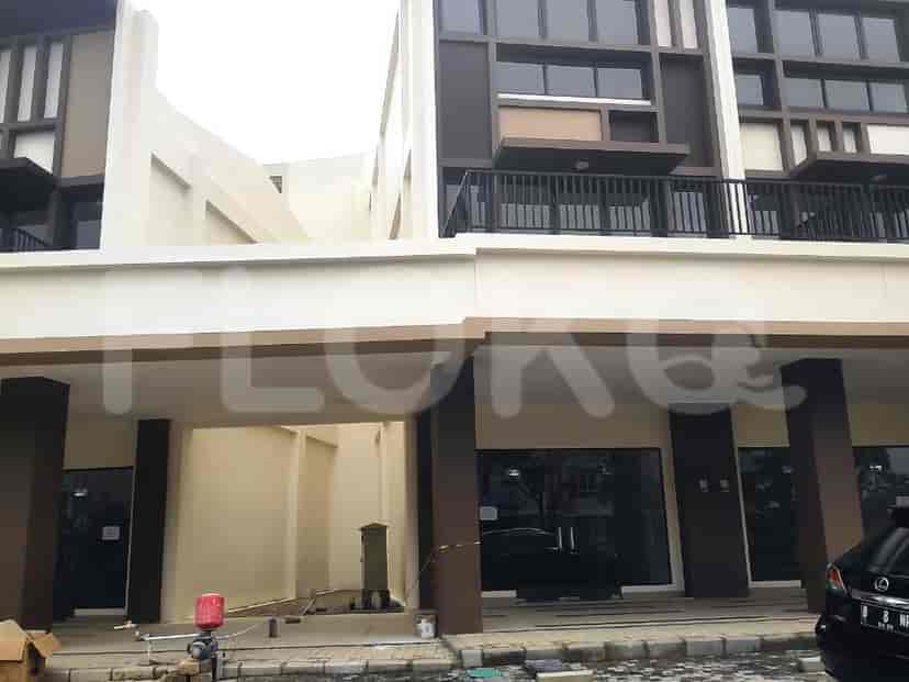 Disewakan Ruko Luas 184 m2 di Summarecon Gading Serpong, Gading Serpong 1
