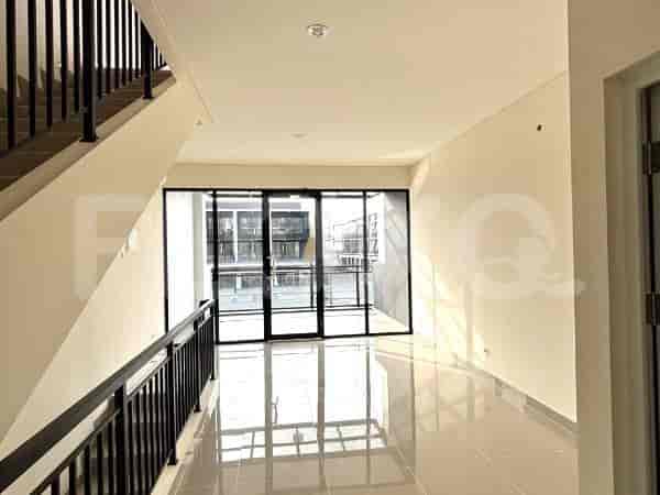 Disewakan Ruko Luas 201 m2 di Hampton, Gading Serpong 3