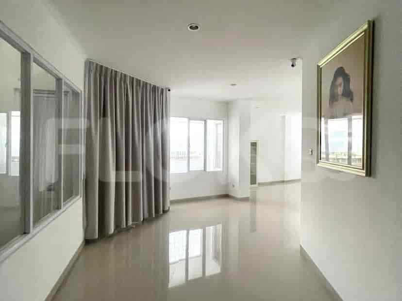 Disewakan Ruko Luas 424 m2 di Gading Serpong, Gading Serpong 5