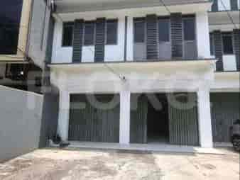 Disewakan Ruko Luas 252 m2 di Gandaria, Gandaria - RKR821 1