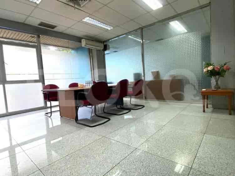 Disewakan Ruko Luas 1600 m2 di Wisma Gandaria, Gandaria - RKR057 13