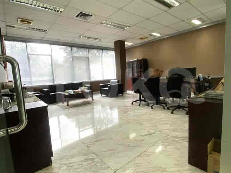 Disewakan Ruko Luas 1600 m2 di Wisma Gandaria, Gandaria - RKR057 5