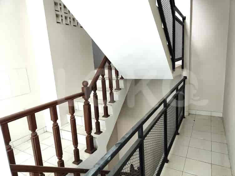 Disewakan Ruko Luas 255 m2 di Perum 1, Karawaci - RKRe3f 3