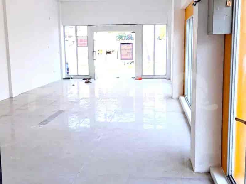 Disewakan Ruko Luas 412 m2 di Bizpark, Karawang 2