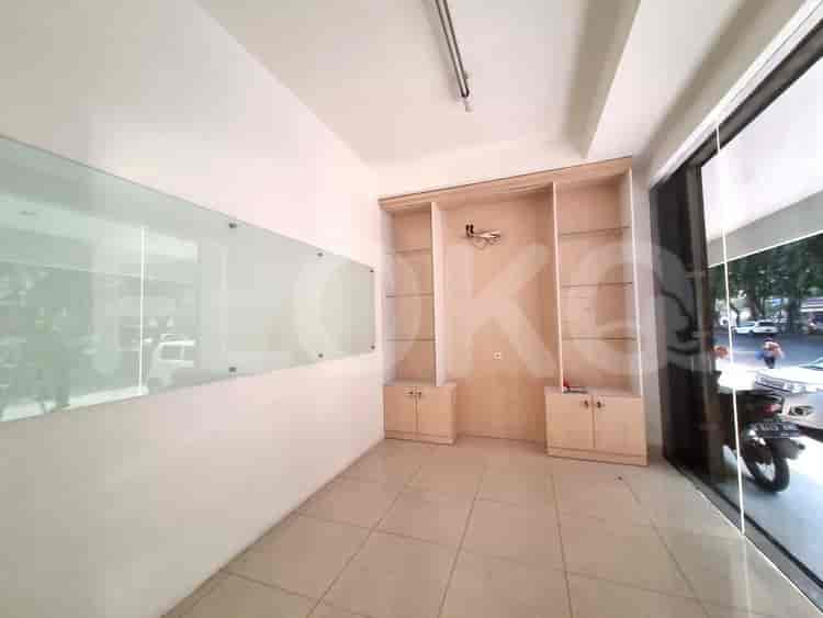 270 sqm, shophouse for rent in Boulevard Raya, Kelapa Gading - RKR390 2