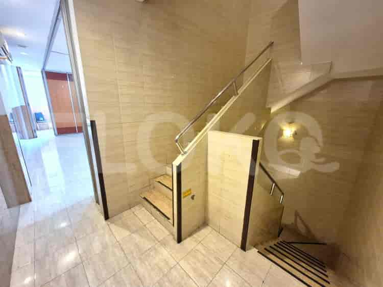 288 sqm, shophouse for rent in Boulevard Raya, Kelapa Gading - RKR3f8 4