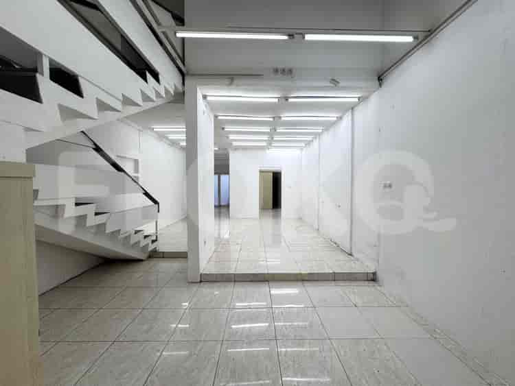 Disewakan Ruko Luas 300 m2 di Jl. Bangka, Kemang - RKRfc0 3